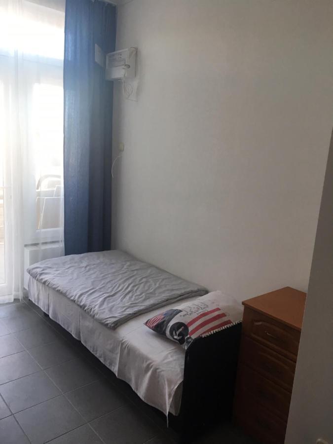Tocc Apartman Gyal Екстер'єр фото
