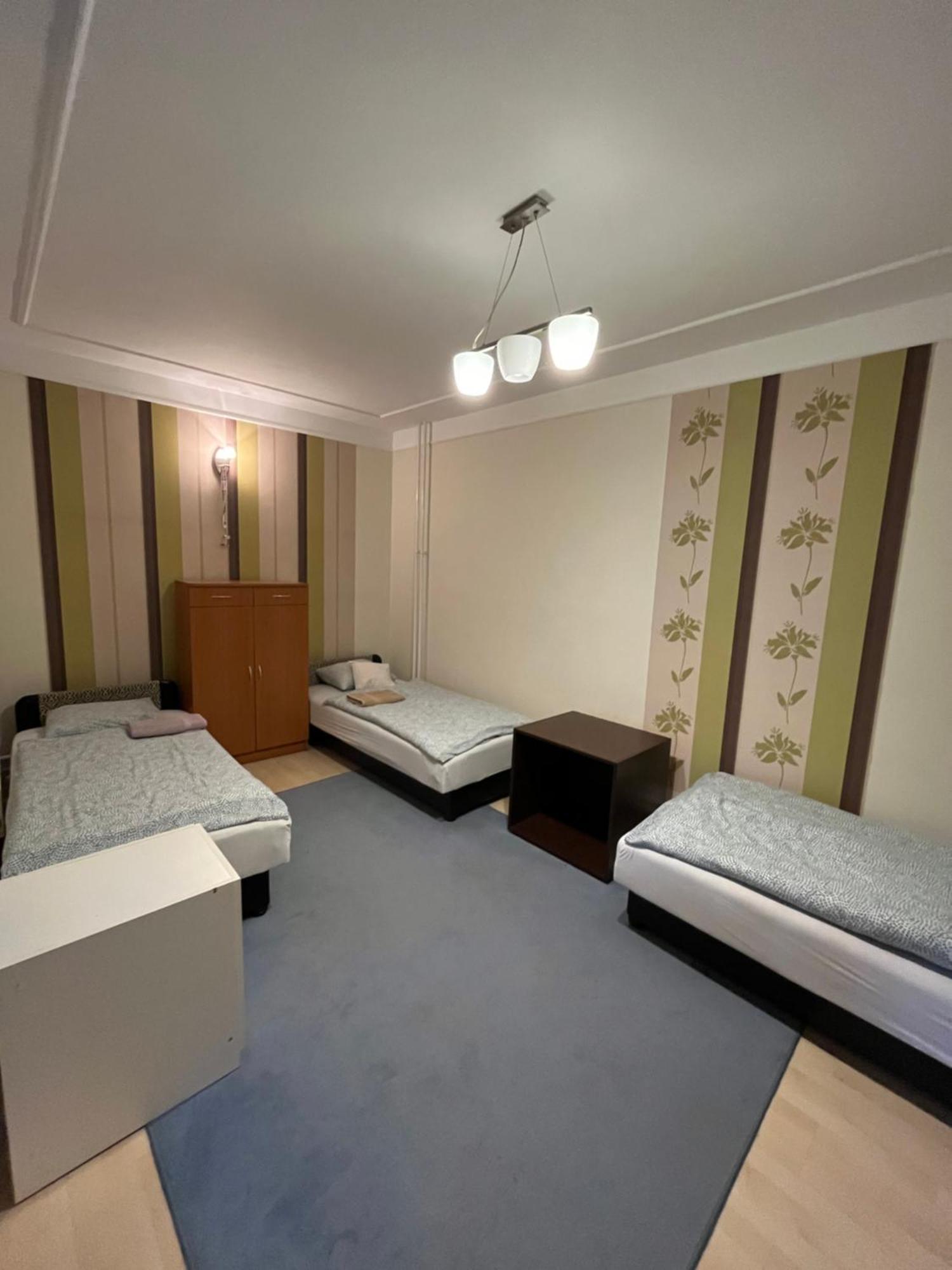 Tocc Apartman Gyal Екстер'єр фото